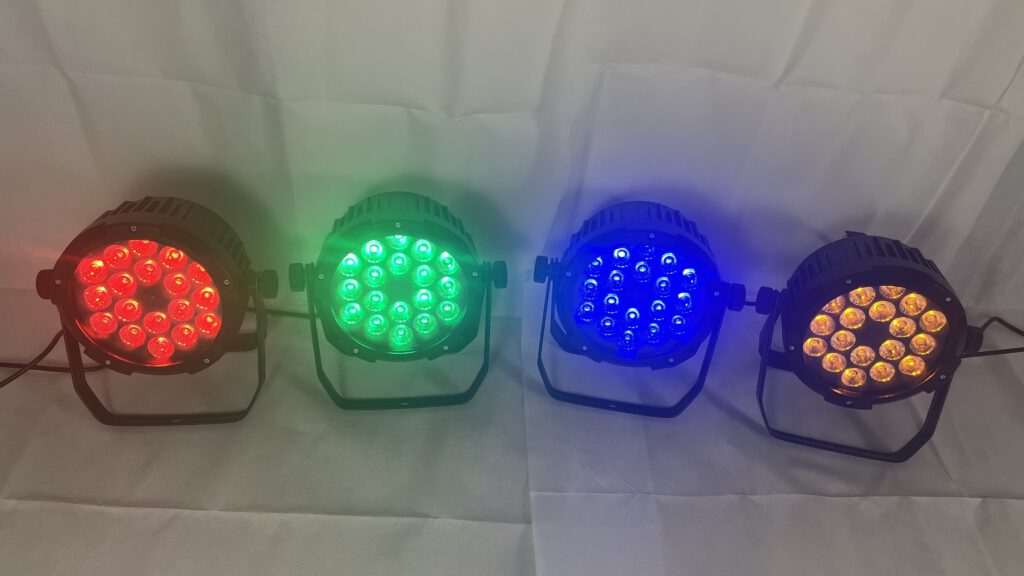 4x LED RGBWAUV Outdoor DMX Scheinwerfer